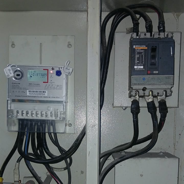 Acometidas eléctricas aéreas y subterráneas