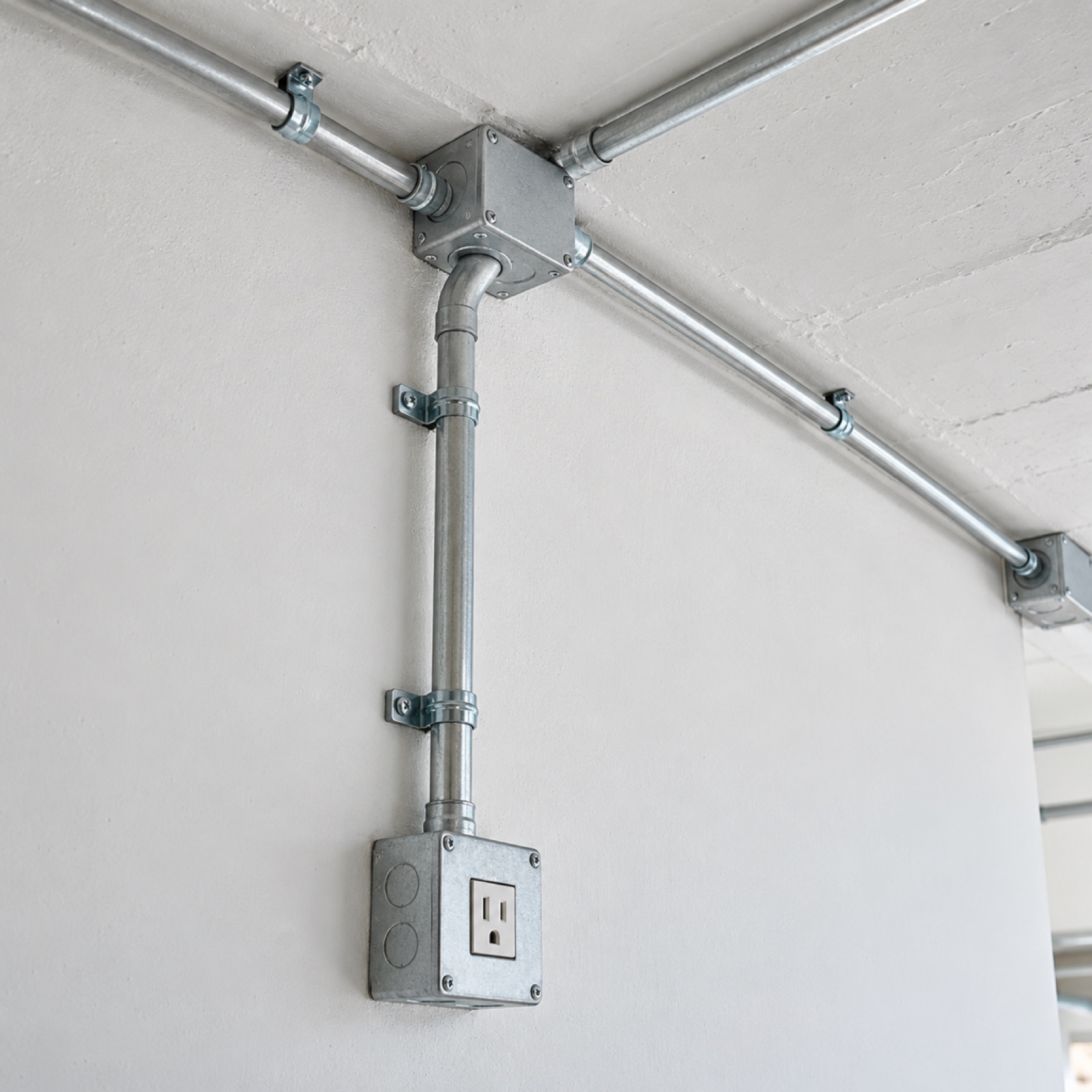 Instalaciones Eléctricas para Oficinas y Locales